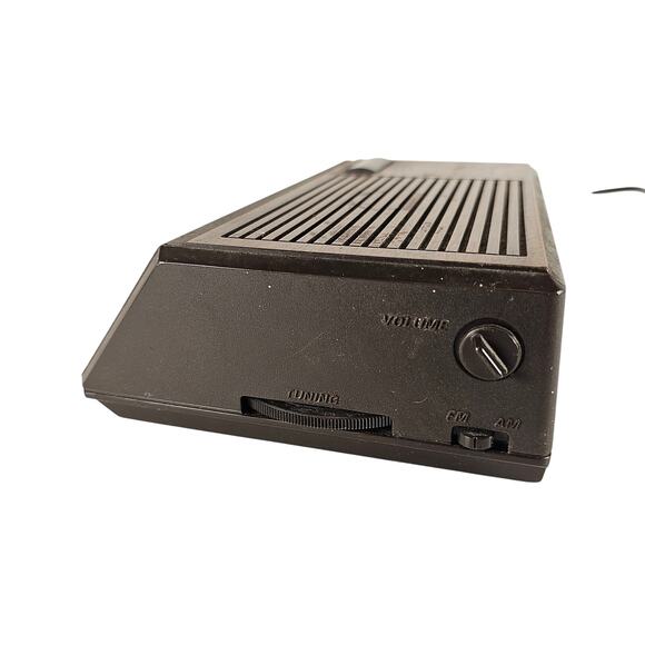 Vintage AM/FM Digital Alarm Clock Radio Woodgrain 1980s Works Tested GE 7-4616B - Picture 16 of 16